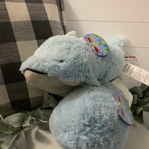 My Pillow Pet Dolphin Plush Light Blue Jumbo 24" L 18" W Stuffed Animal XL New - Picture 7 of 7